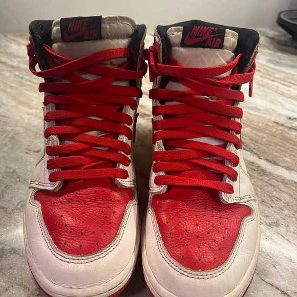Air Jordan 1 Retro - Picture 3 of 7
